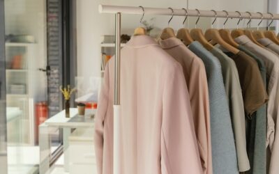 Guida ai tessuti: scegliere i materiali migliori per ogni stagione